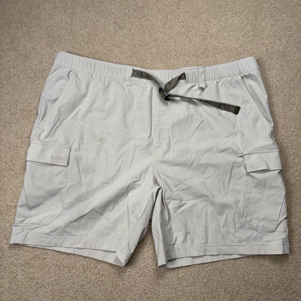 Huk Creekbed Cargo Shorts Men’s Size XXL Khaki Fishing Hiking Vented